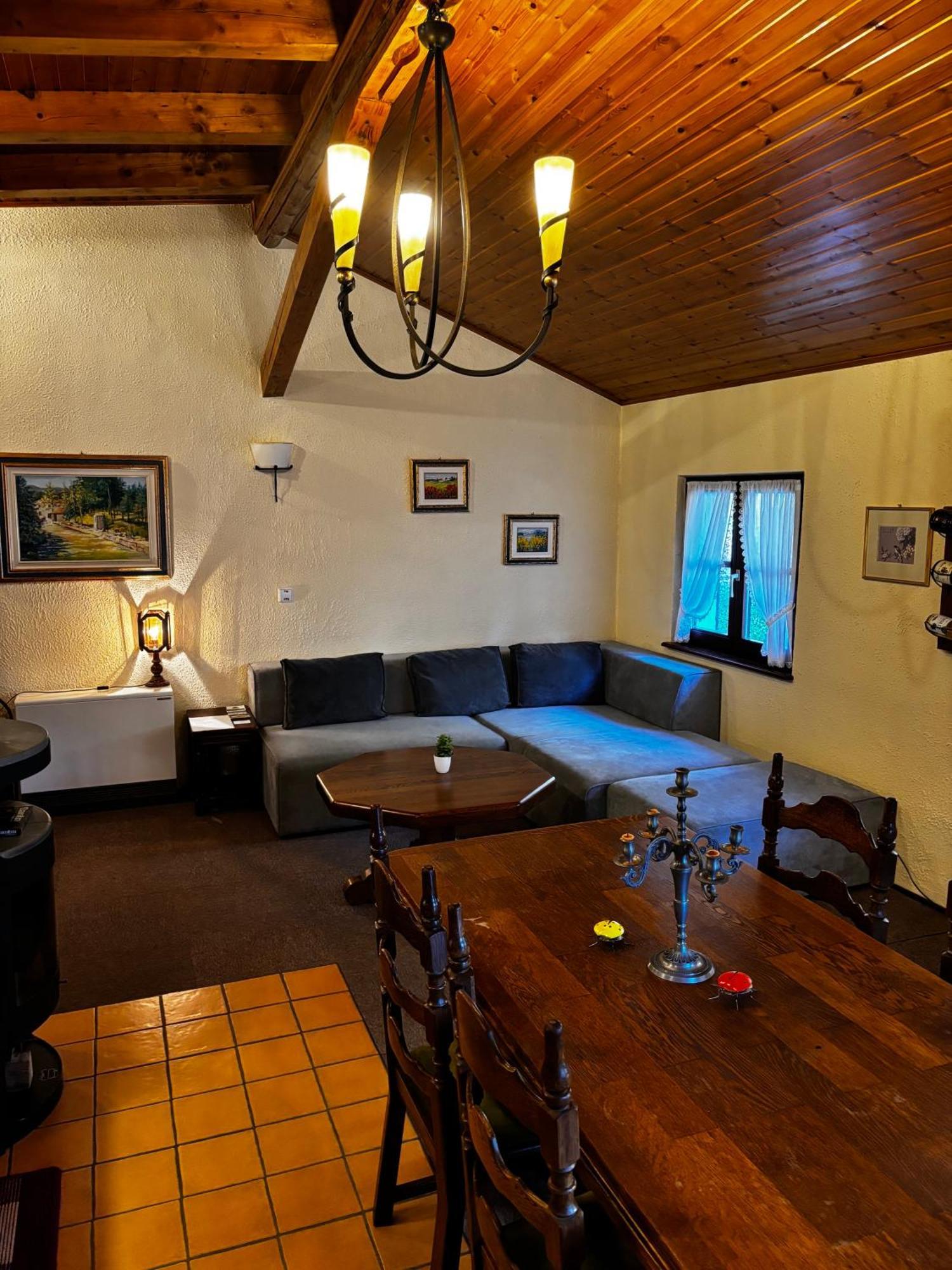 Trusties Villa Dirbach Exteriör bild